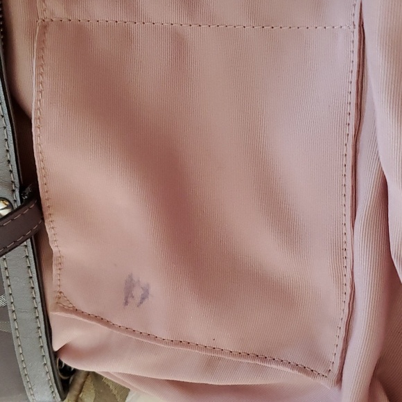 Grey Coach bag with silver monogram logo. - Picture 5 of 11